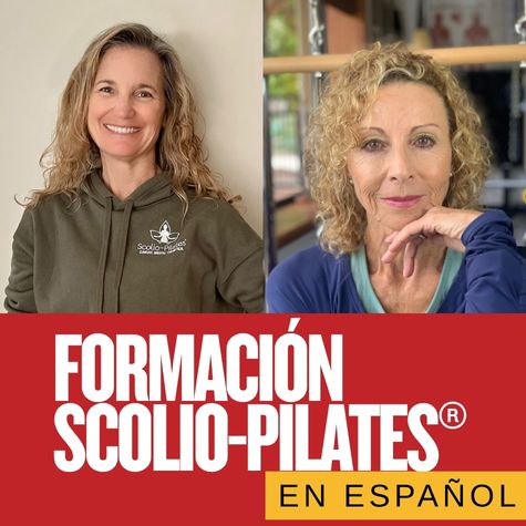 Karena Thek y Montse sonriendo lado a lado, con el texto "Formación Scolio-Pilates® en Español" en un banner rojo.