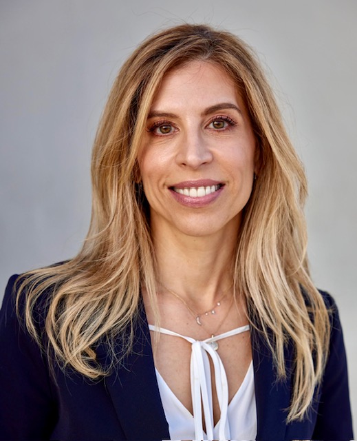 Meryl Fell, Authorized Scolio-Pilates practitioner in Tenafly, New Jersey, professional portrait